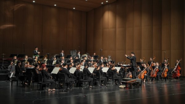 北京炒股配资 从“建城”到“兴城”奏响发展新乐章，安吉“两山”未来科技城迎来开城首秀